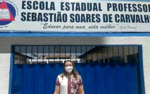 Read more about the article Diretora Dislene da Silva Ferraz • E.E. Sebastião Soares de Carvalho – SRE Araçuaí/MG